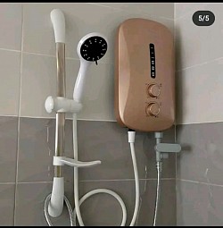 Instant water heater